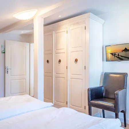 Hartmann Drewitz App 08 Херингсдорф